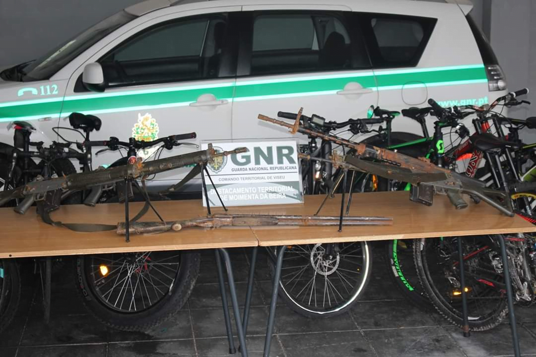 GNR apreende armas roubadas ao exército suíço