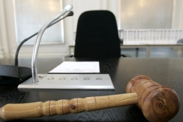 Português condenado a 20 anos de prisão por matar a mulher à facada