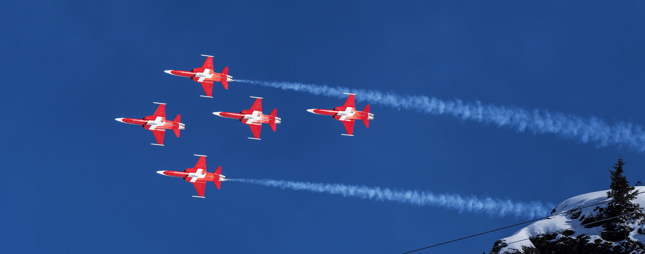 O inacreditável engano da patrulha acrobática da Força Aérea Suíça