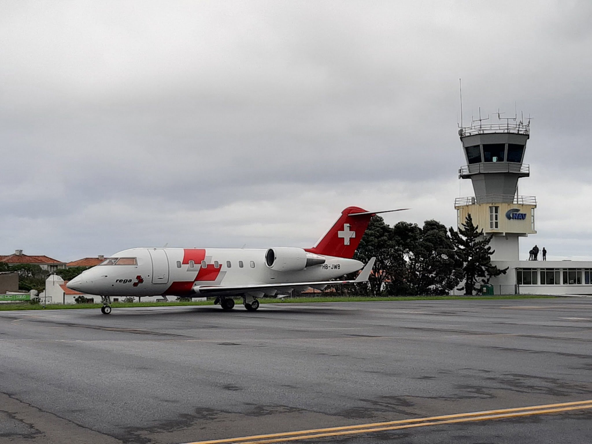Avião-ambulância suíço resgata doente nos Açores