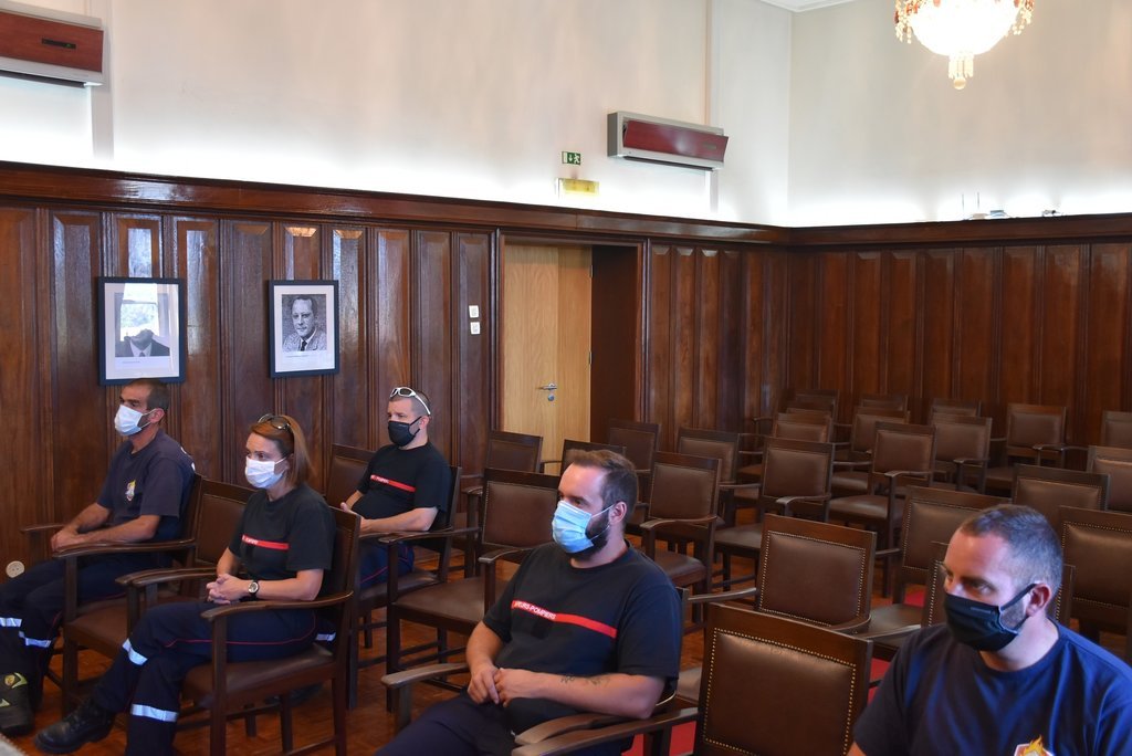 Bombeiros suíços voltam a ajudar colegas portugueses