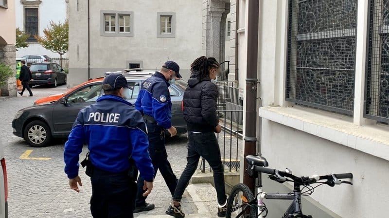 Cabo-verdiano condenado a 12 anos de prisão e a expulsão da Suíça