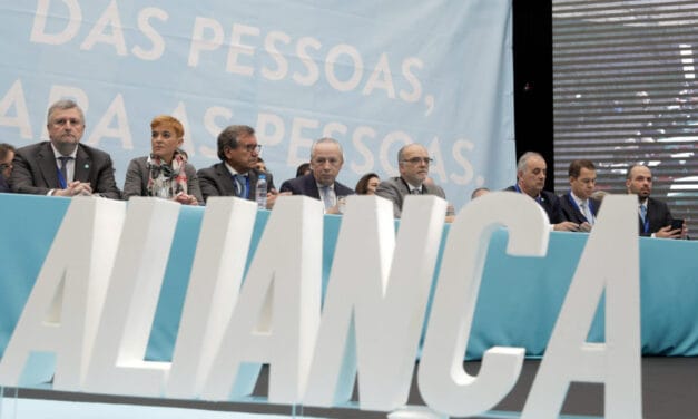 Aliança pede repetição do voto dos emigrantes para as legislativas