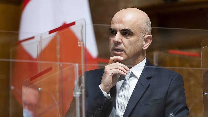 Covid-19: Alain Berset preocupado com a situação epidemiológica