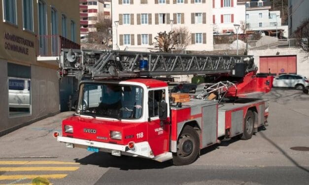 Val-de-Ruz oferece viatura aos Bombeiros de Coimbra