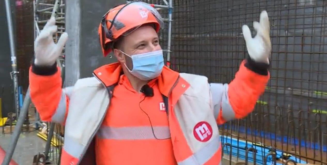 Conheça Nelson Martins, o emigrante português de sucesso nas redes sociais