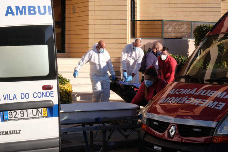 Emigrante encontrado morto no seu apartamento em Portugal