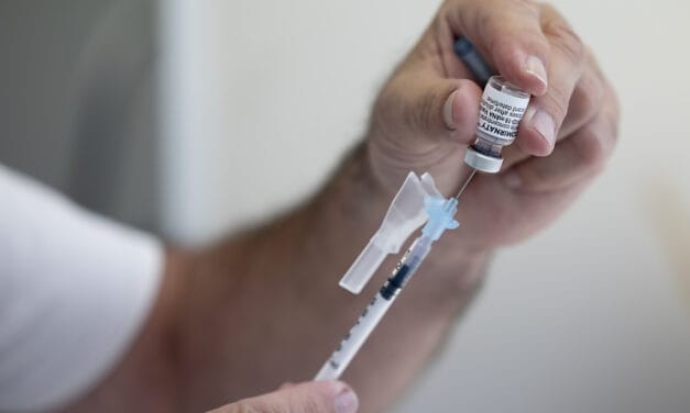 Covid-19: Suíça regista 11.167 novos casos nas últimas 24 horas