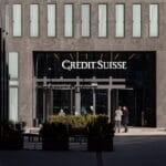 Banco UBS compra o Credit Suisse