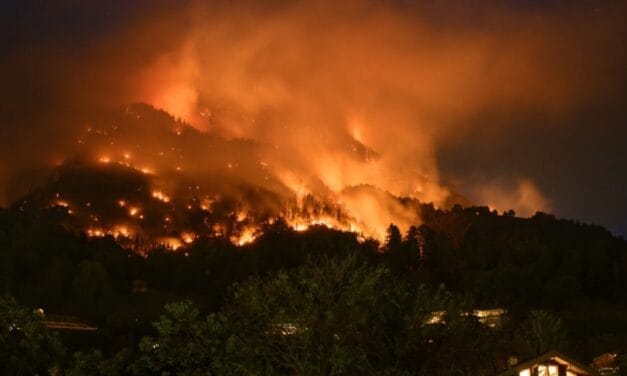 Incêndio florestal de grande escala na Suíça