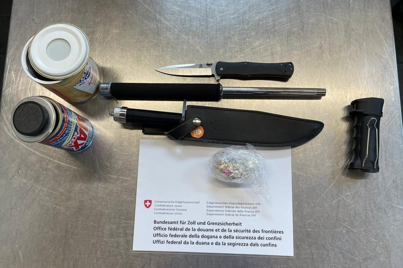 Jura: Drogas, armas e joias apreendidas pelos agentes aduaneiros