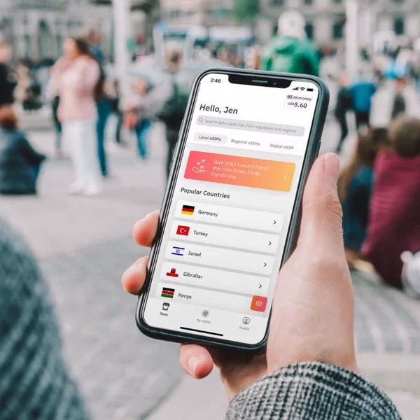 App da Airalo a comprar um eSIM no telemóvel
