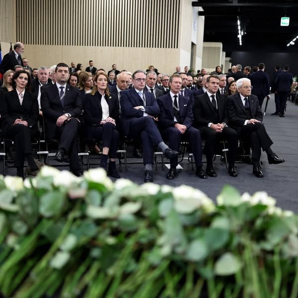 Cerimónia oficial de homenagem às vítimas do incêndio de Crans-Montana