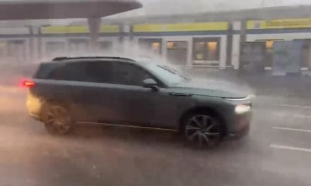 Novas imagens da impressionante tempestade que atingiu Zurique ao final do dia ☔️