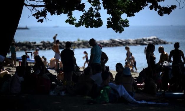 Português de 29 anos morre afogado no lago