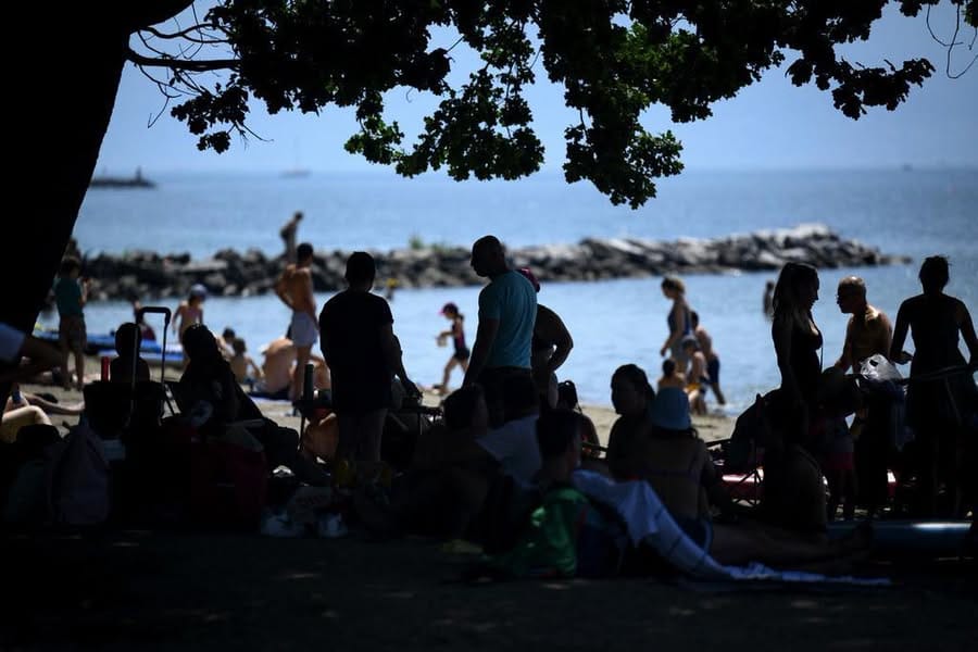Português de 29 anos morre afogado no lago
