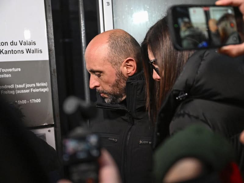 Tragédia em Crans-Montana: Tribunal ordena libertação de Jacques Moretti mediante caução