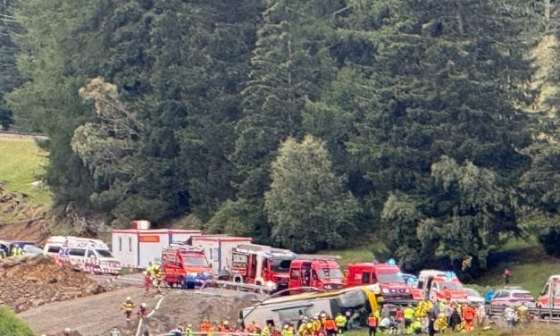 Acidente grave de autocarro faz vários mortos