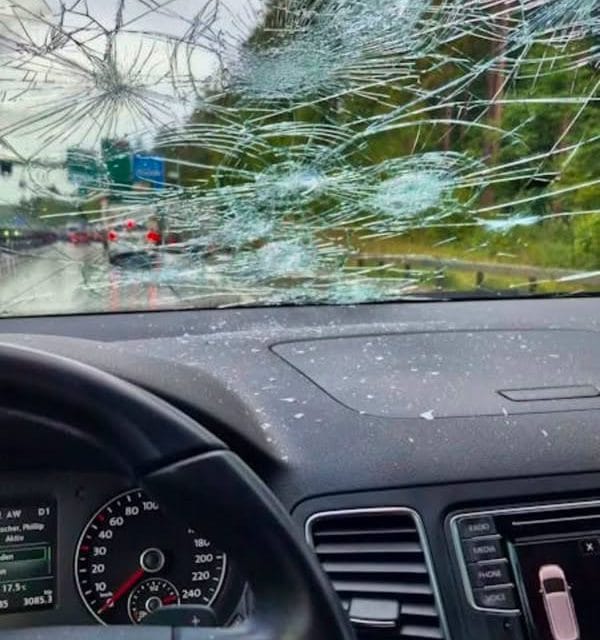 Mais de 1000 veículos danificados pelo granizo